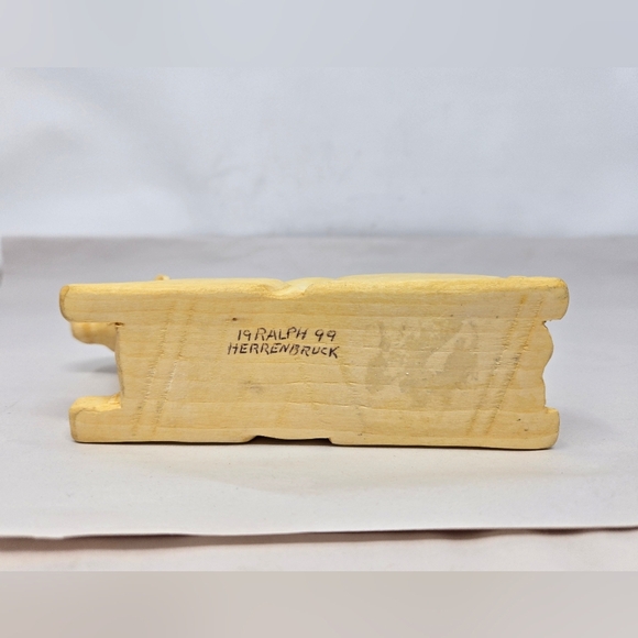 Nativity Camel Sitting In Around Baby Jesus Manger Wood Carved Ralph Herrenbruck - Picture 7 of 10